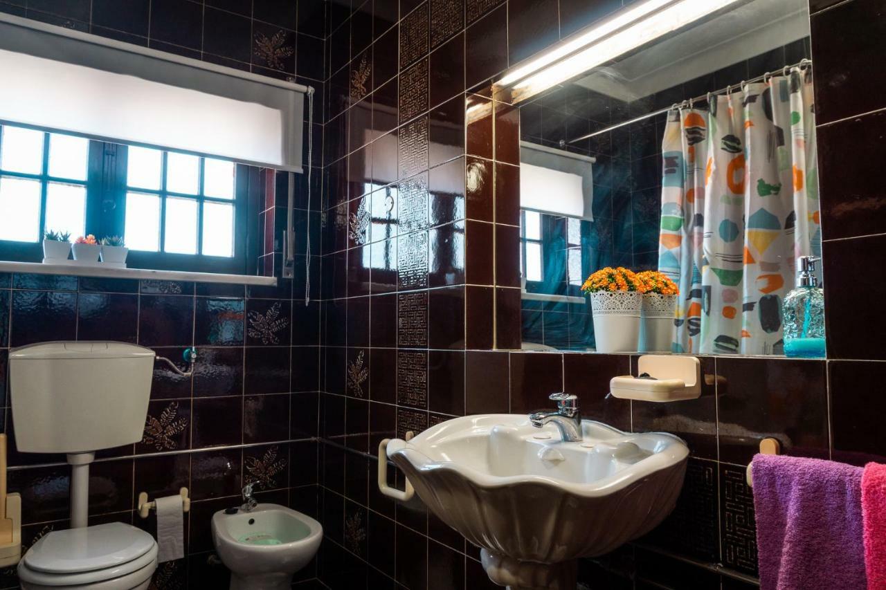 Offshore Rustic House Пеніші Екстер'єр фото